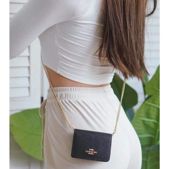 NWT Coach Mini Wallet On A Chain Black - Picture 3 of 12